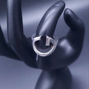 *AUTHENTIC* GUCCI RING
